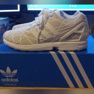 Adidas Womans White ZX FLUX Athletic Shoes Size 7